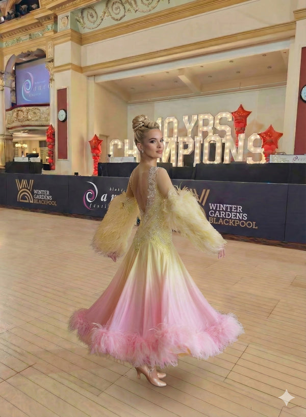 Golden Dress B11