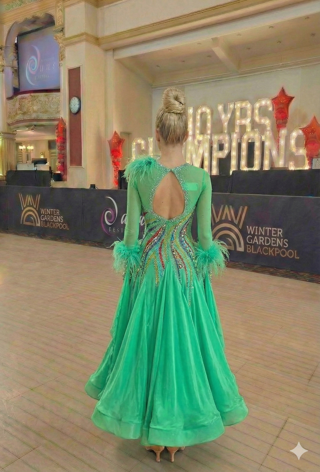 Green Queen B7